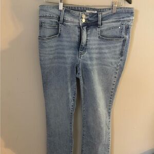 Maurice’s Everflex Size 12